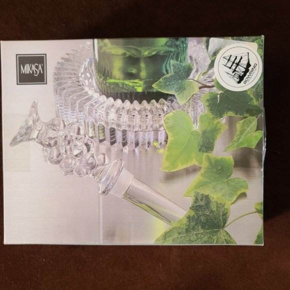 Mikasa Diamond Fire Wine Set-NWOT - Picture 2 of 4